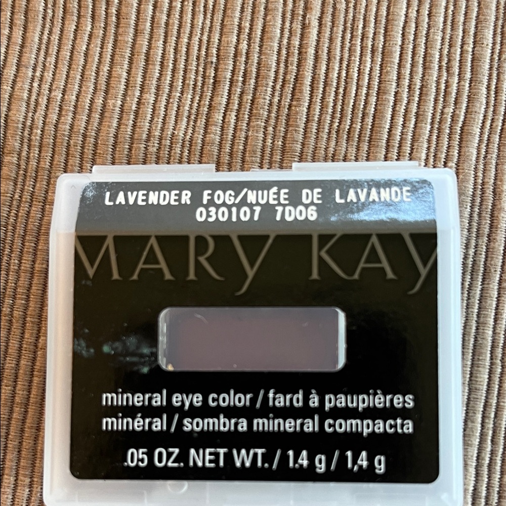Mary Kay Mineral Eye Color - Soft Lavender Fog